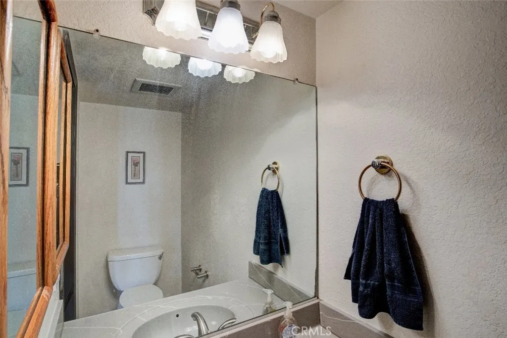 35621 Epple Street, Murrieta, California 92563 home-pic-3